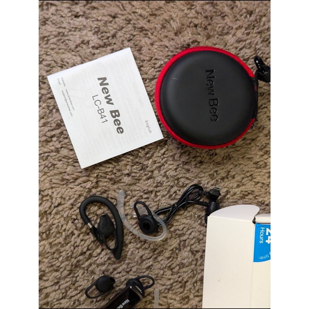 New Bee Bluetooth Headset with Carry Case - Black and Red - Picture 2 of 8